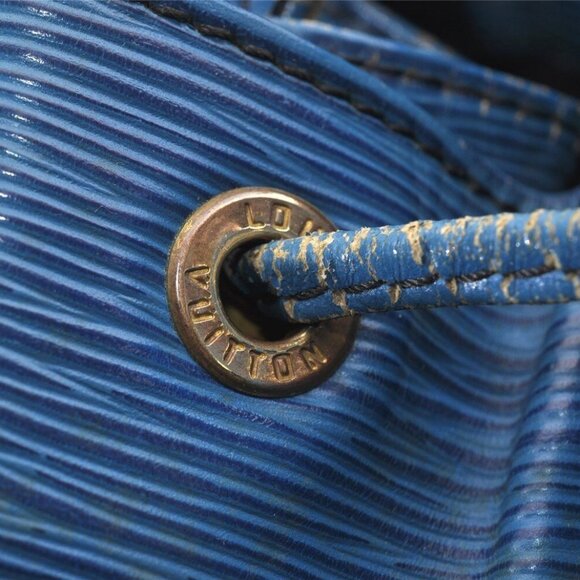 Authentic Louis Vuitton Epi Petit Noe Shoulder Drawstring Bag Blue - Picture 15 of 16